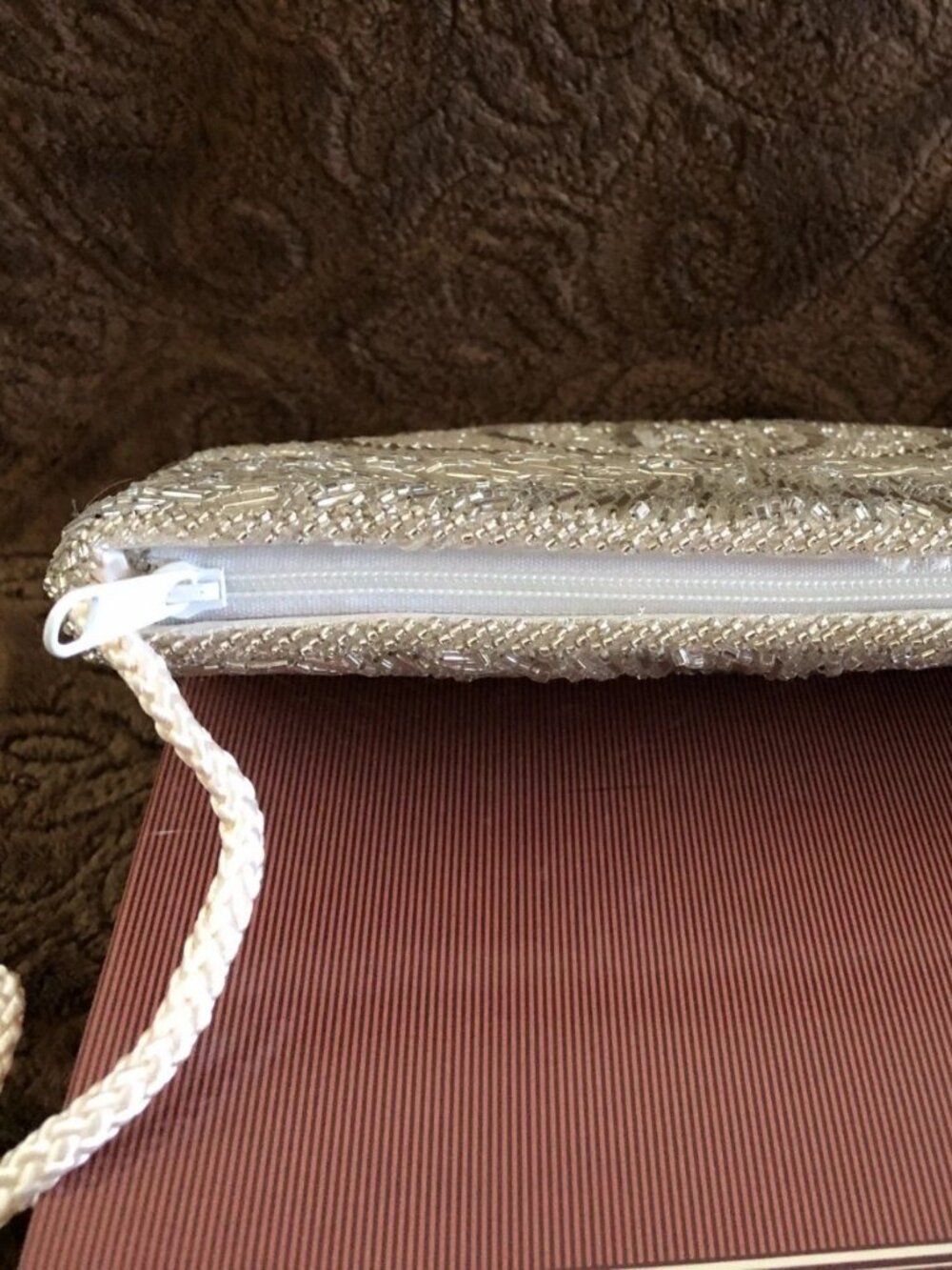 VNTG -Gallery Originals Evening purse Hand-beaded White Braid Strap 19.5 Inches - Picture 12 of 16